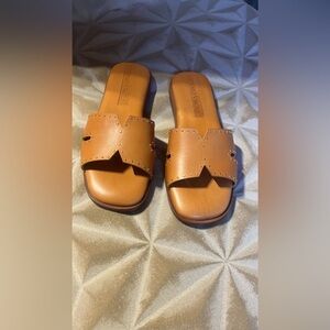 NWT MADE IN ITALY Vittorio Virgili brown Leather Slippers